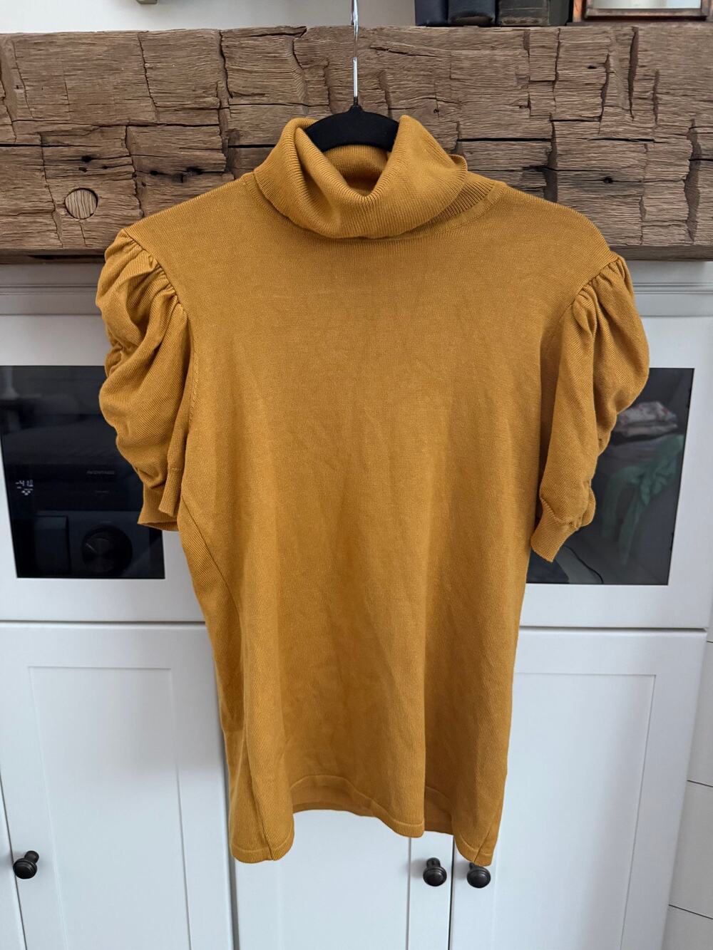 By Design Mustard Turtleneck Puff Sleeve Top Sz M Lightweight Knit